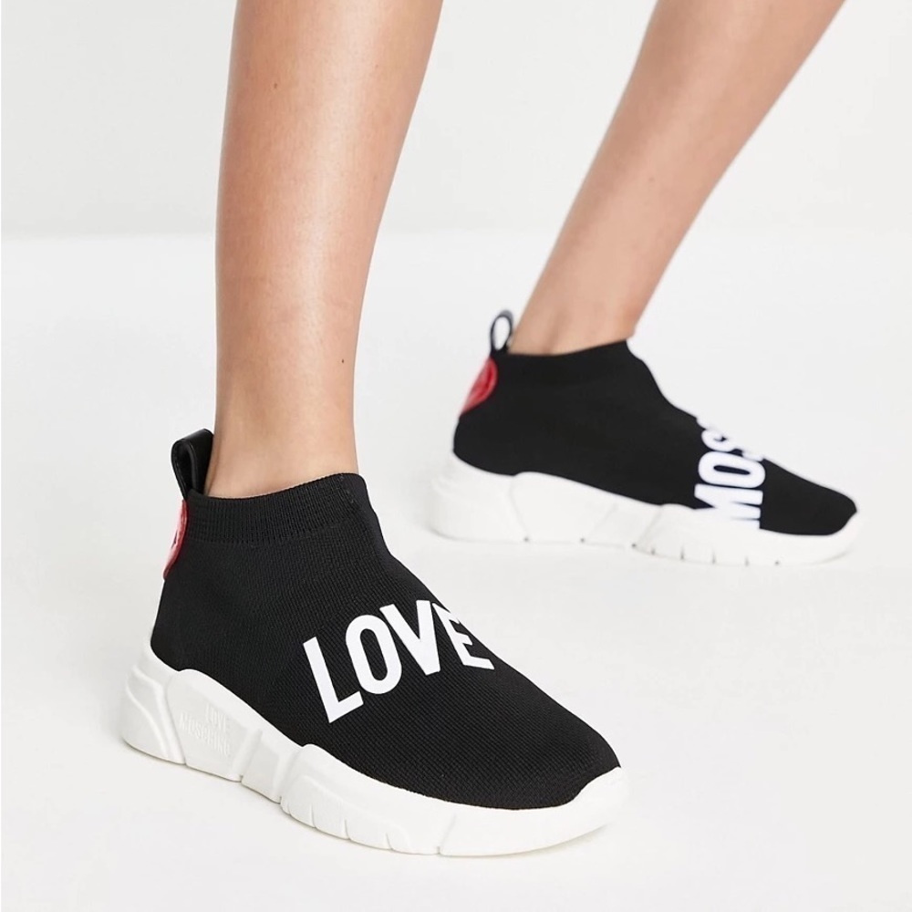 LOVE MOSCHINO Low Top Slip On Sock Sneaker Size‎ 39